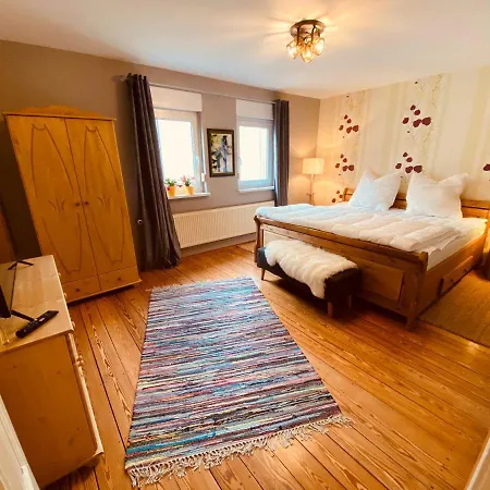 Gemuetliche Auf Dem Ponyhof - Himmelbett, Kamin & Garten Apartment